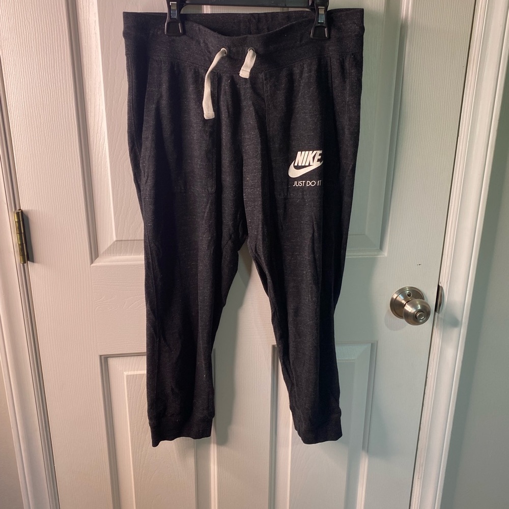 gray nike capri sweats
